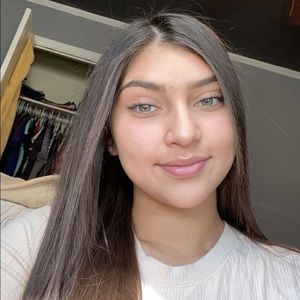 Meet your Posher, Maylene